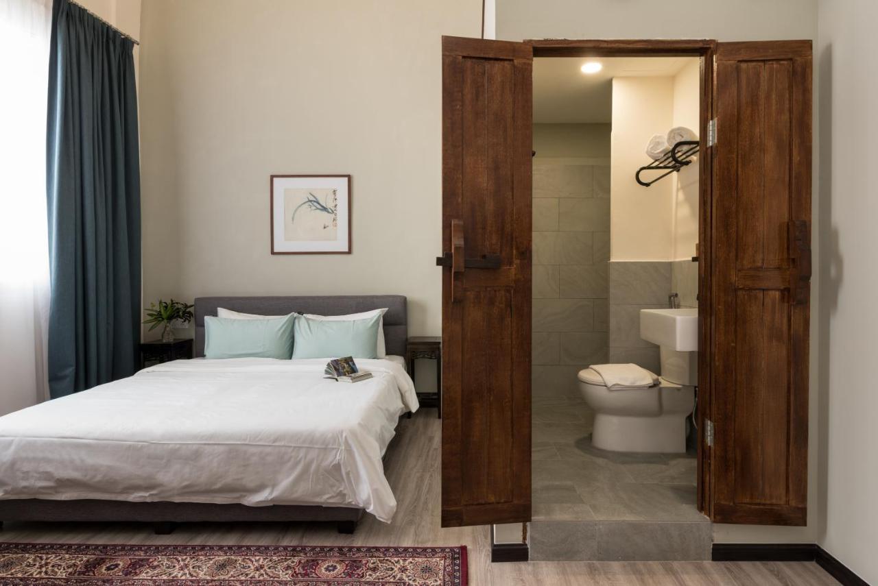Carnarvon House 2* George Town