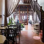 Carnarvon House