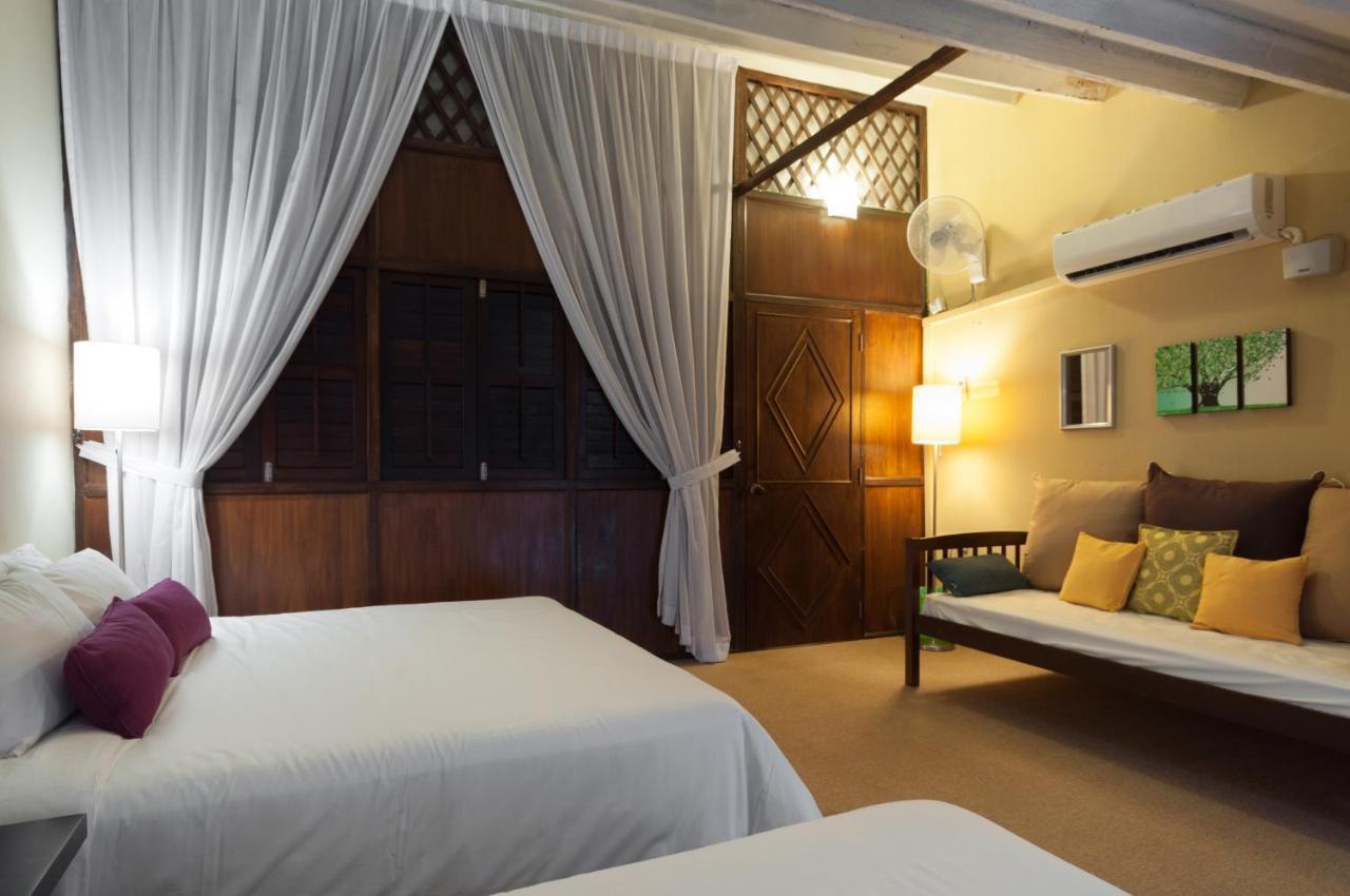 Carnarvon House Rumah tetamu 2*